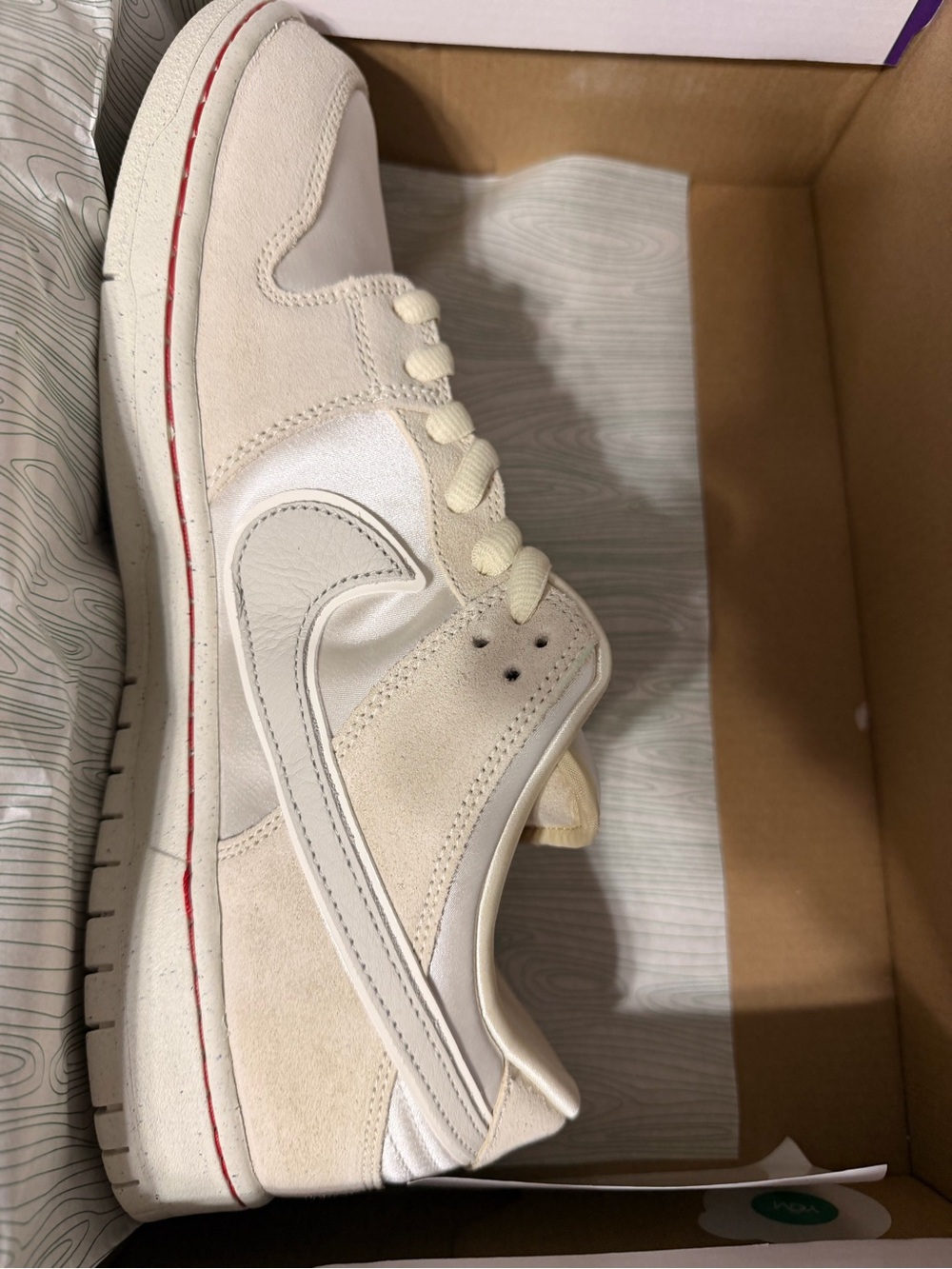 Nike SB Dunk Low City Of Love Light Bone